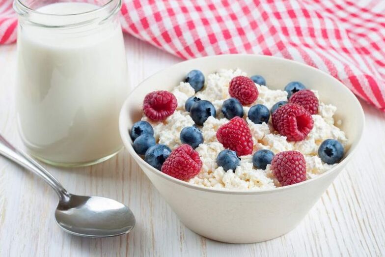cottage cheese with berries to lose weight