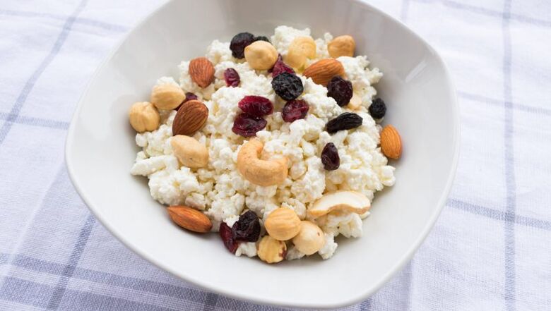 cottage cheese with nuts to lose weight
